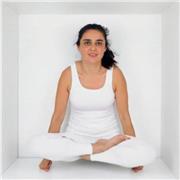 profesora de yoga, yoga kids, prenatal, terapeutico, en empresas y colegios